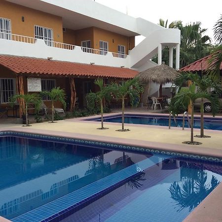 Bungalows Casa Grande Aparthotel Сан Патрисио Мелаке Екстериор снимка