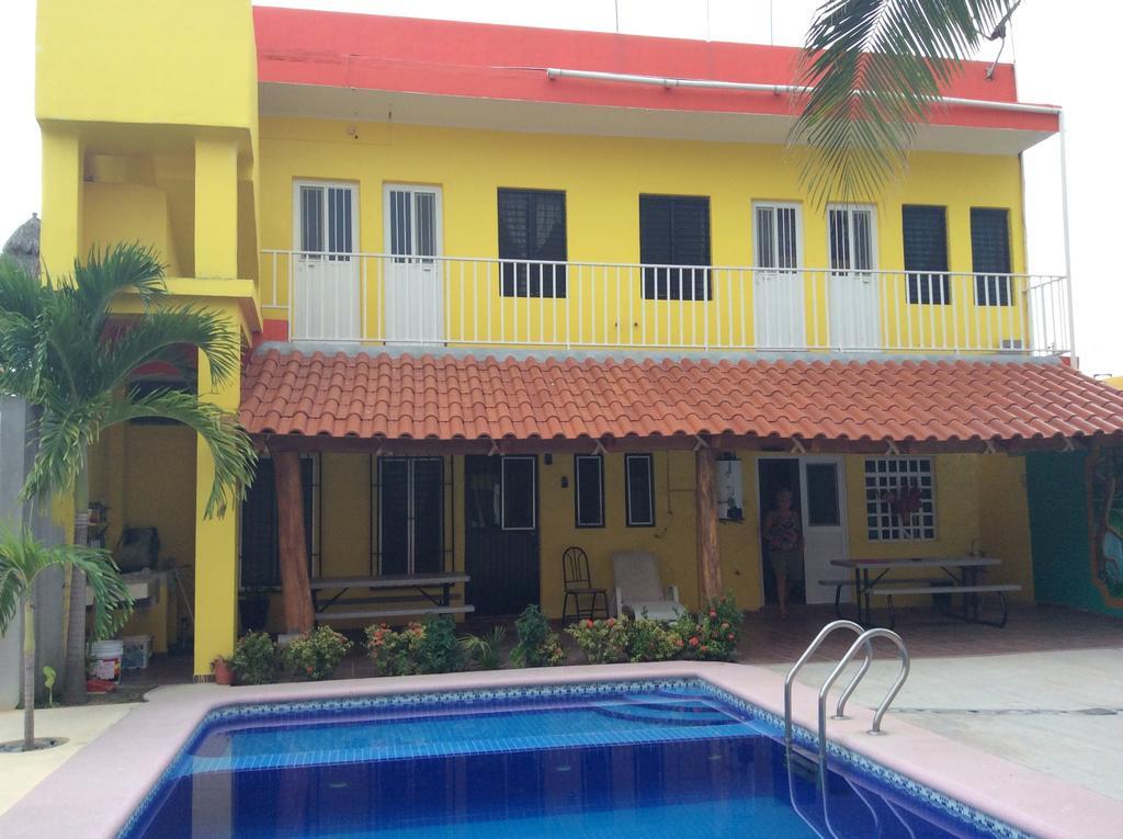 Bungalows Casa Grande Aparthotel Сан Патрисио Мелаке Екстериор снимка