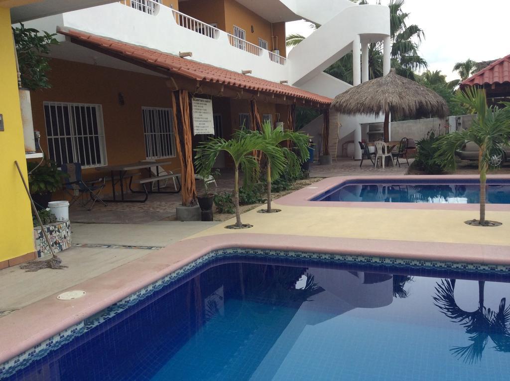 Bungalows Casa Grande Aparthotel Сан Патрисио Мелаке Екстериор снимка
